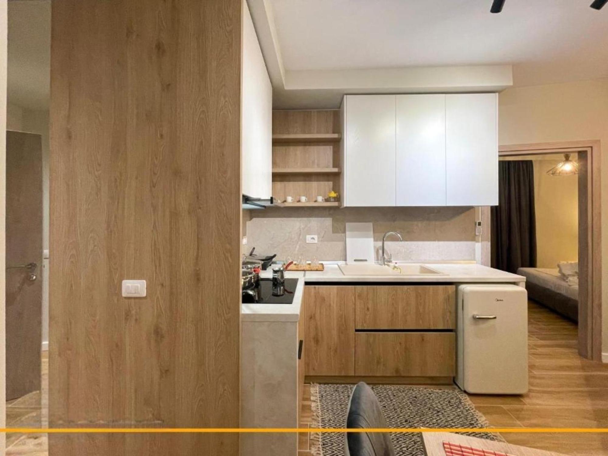 Flori Apartments Sarande Exterior photo