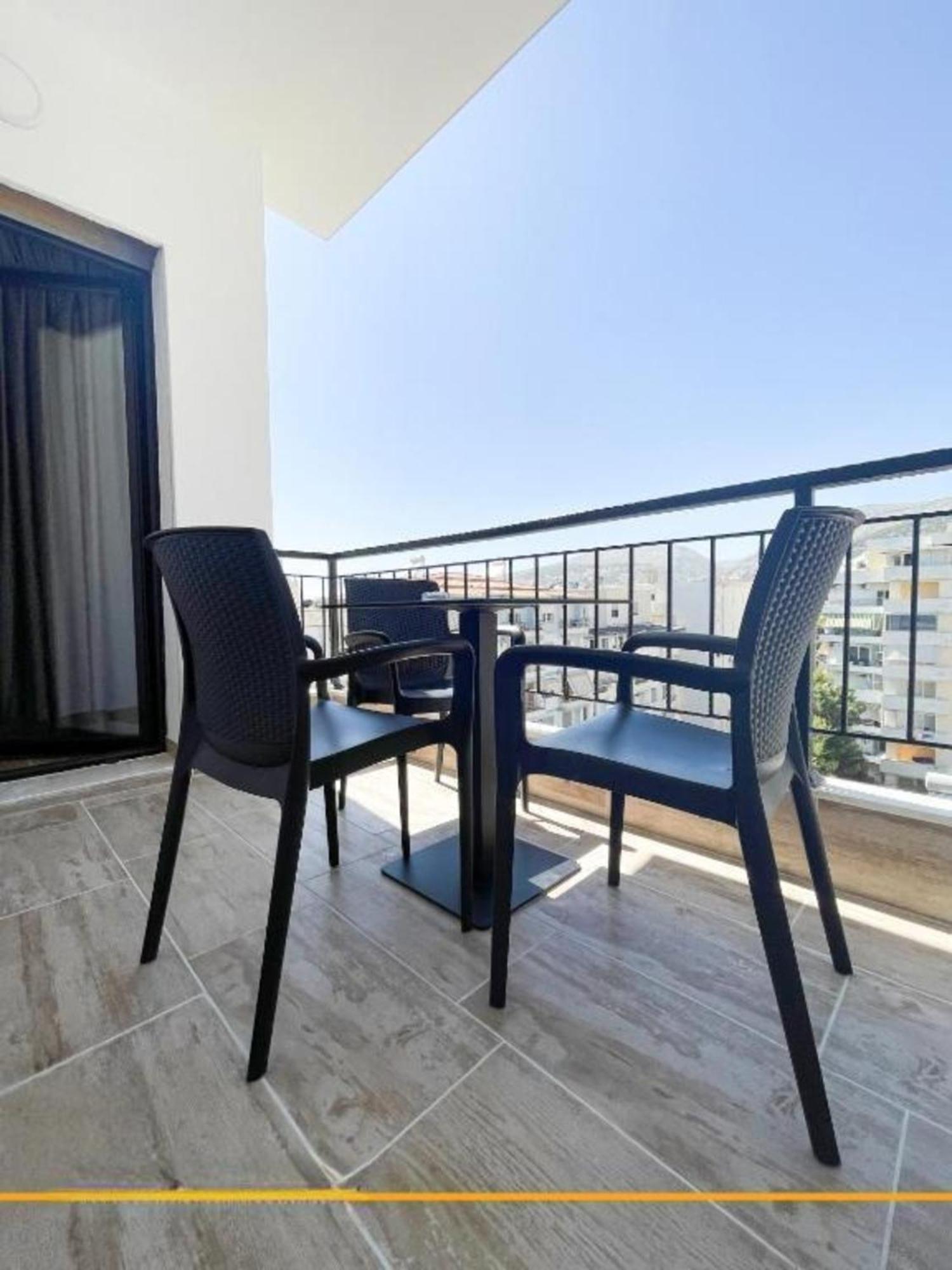Flori Apartments Sarande Exterior photo