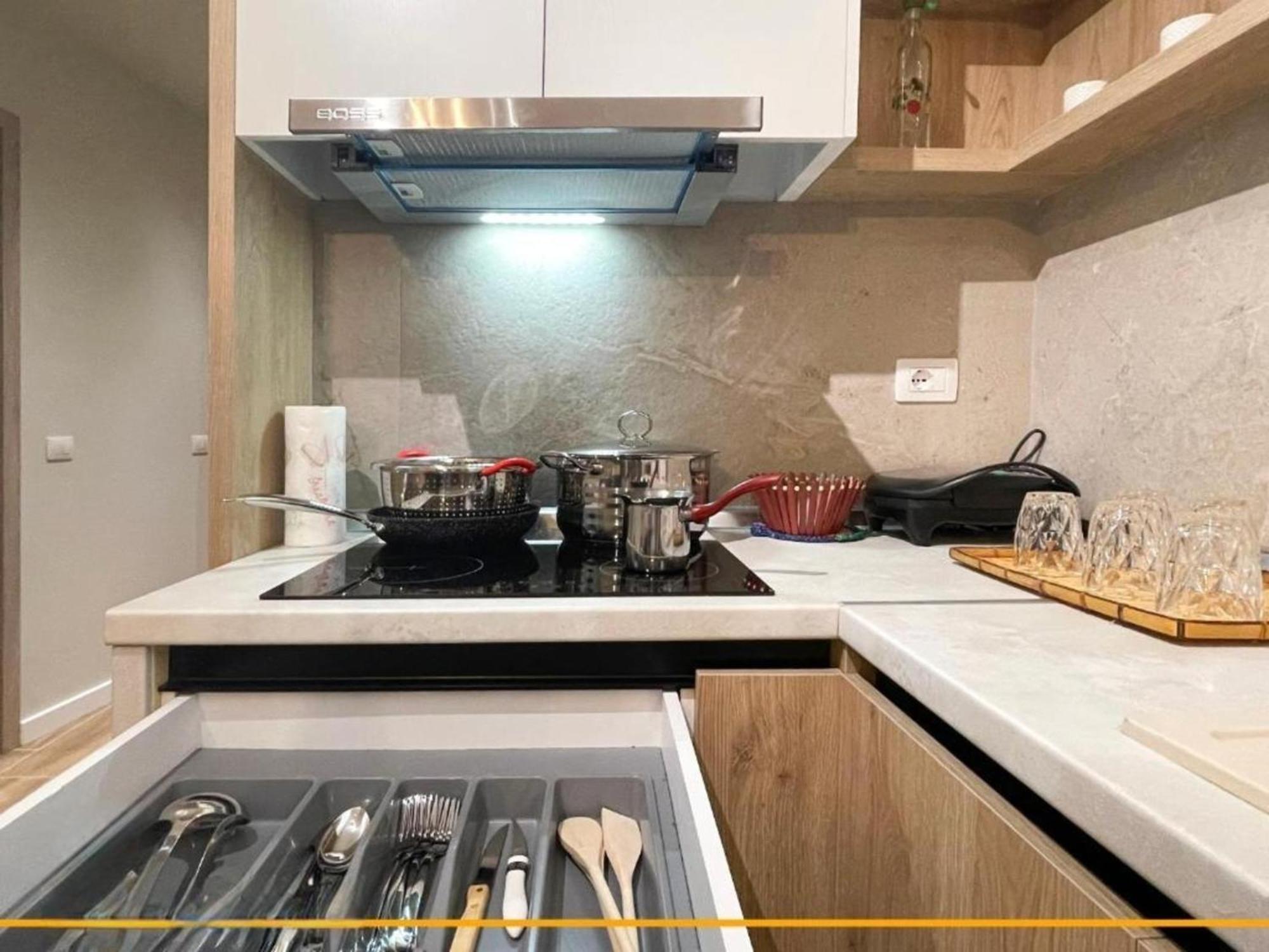 Flori Apartments Sarande Exterior photo
