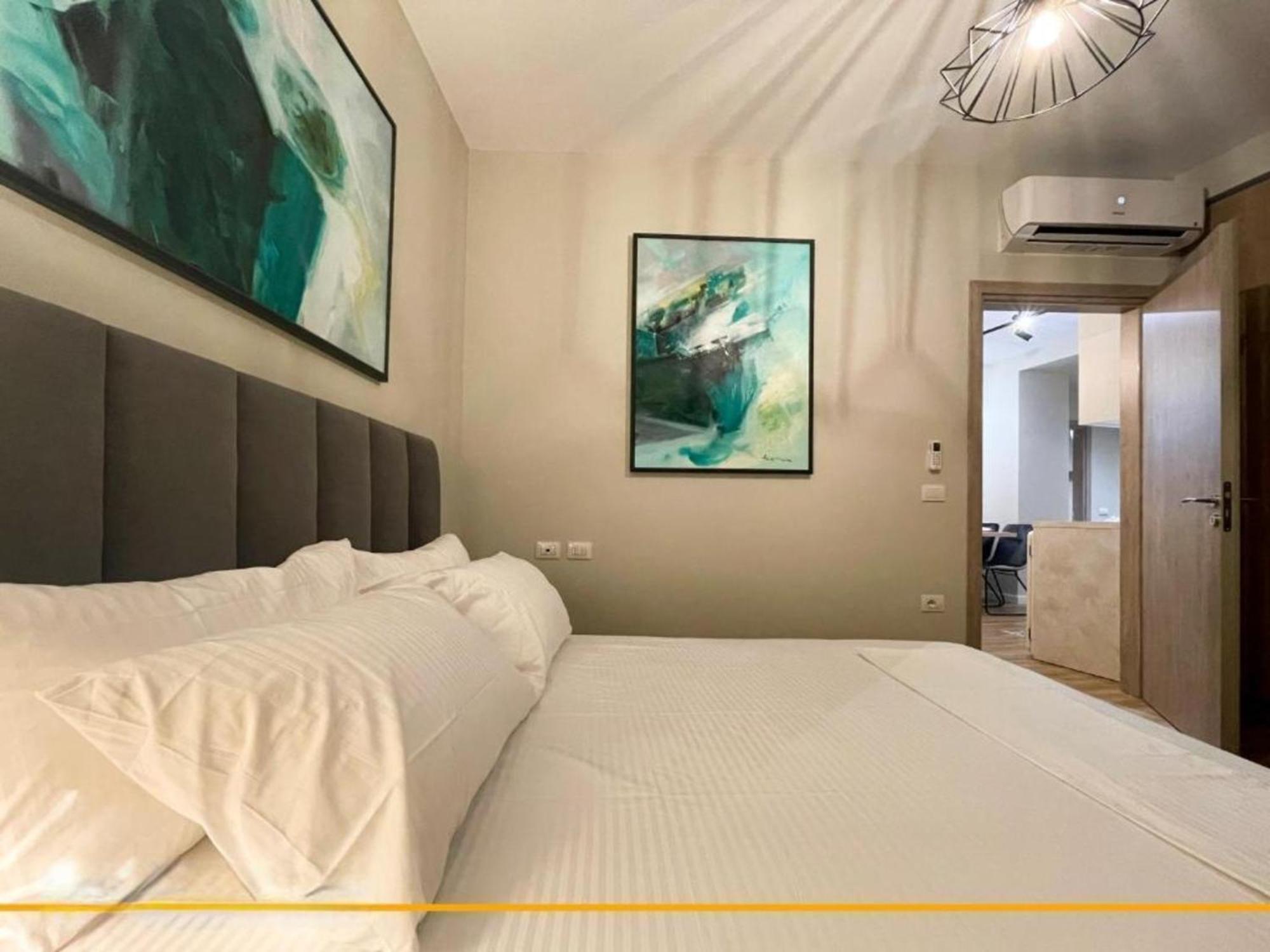 Flori Apartments Sarande Exterior photo